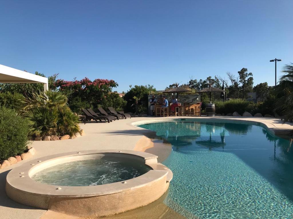 L'Hacienda Piscine Chauffee A 28, Spa, Boulodrome Et Court De Tennis Prives, 2 Villas Independantes بورتو فيكشْيو المظهر الخارجي الصورة